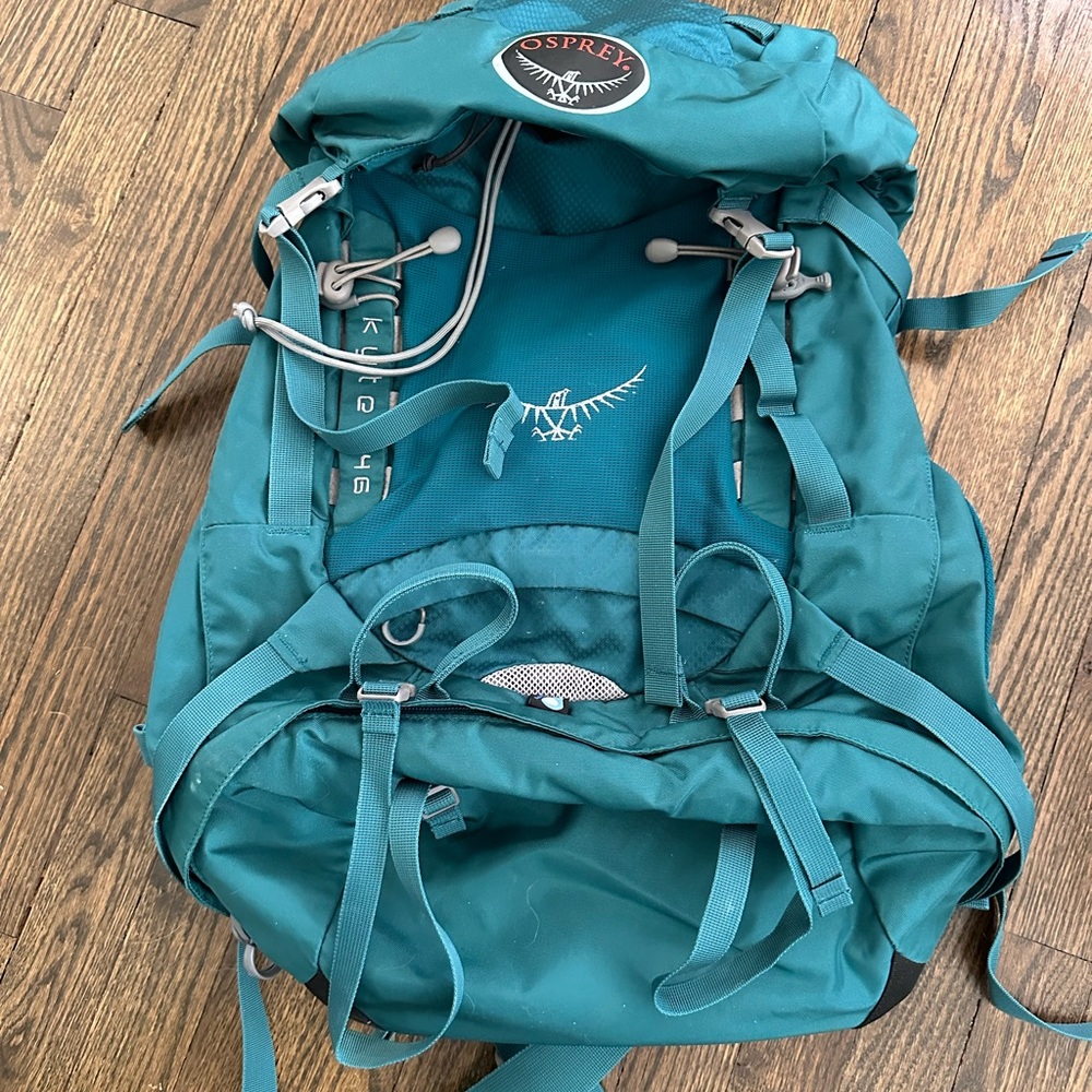 Osprey Kyte Backpack 46L Women’s Small NWOT